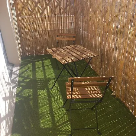 Apartament Superbe T2 Avec Parking Prive
